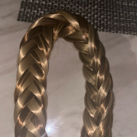 Madison braids - Picture 8 of 9